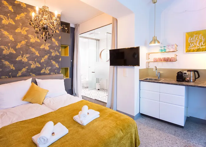 Апартаменты Nikolai Homes
